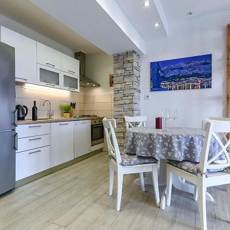 Beach Makarska Apartment ภายนอก รูปภาพ