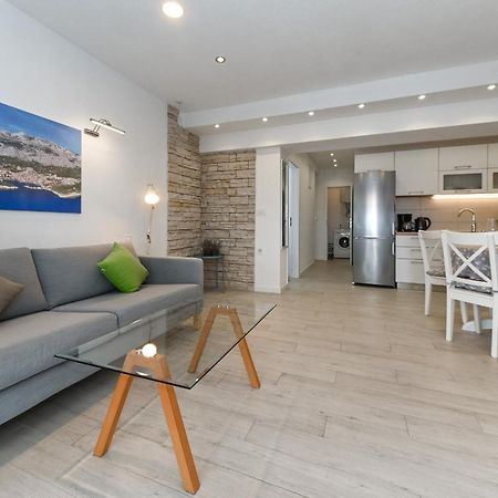 Beach Makarska Apartment ภายนอก รูปภาพ