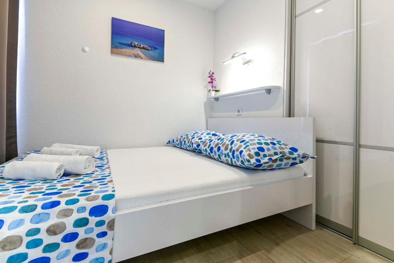 Beach Makarska Apartment ภายนอก รูปภาพ